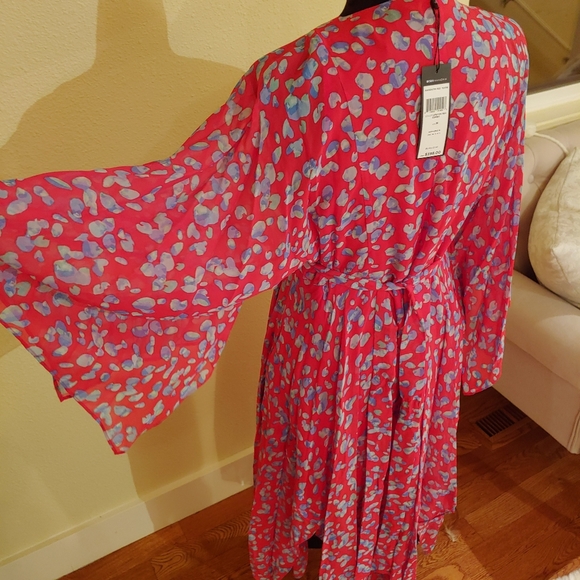 BCBGMAXAZRIA Deep-Neck Silk Gown - Picture 5 of 7